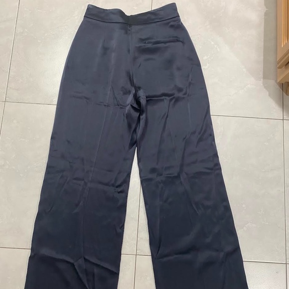 Aritzia Wilfred Clarisse Satin Wide Leg Pants - Picture 5 of 6